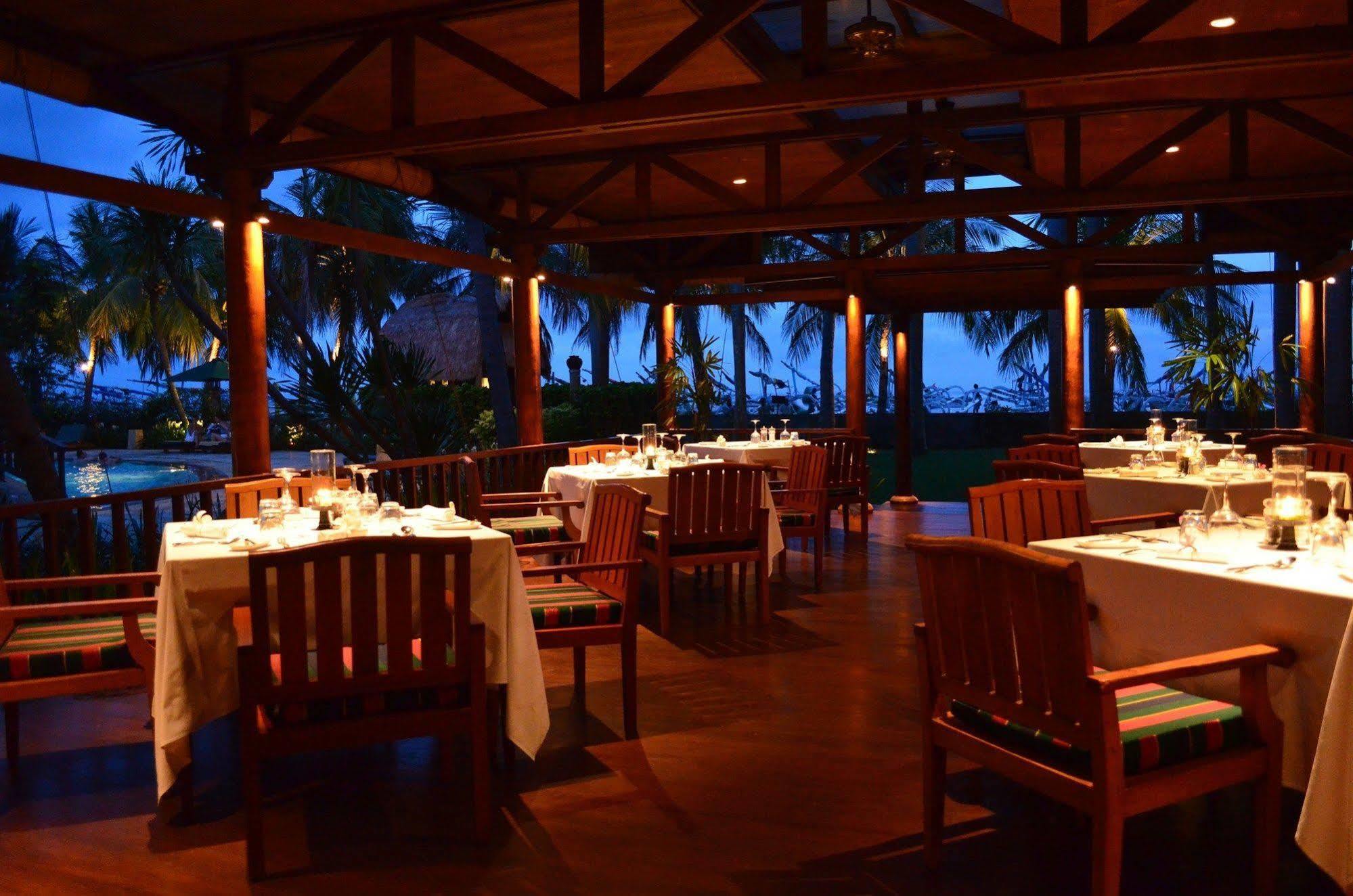 The Santosa Villas & Resort Lombok Mangsit Buitenkant foto